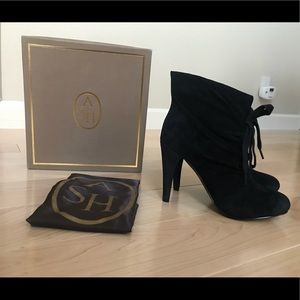 BRAND NEW - ASH Honey Booties (Black)